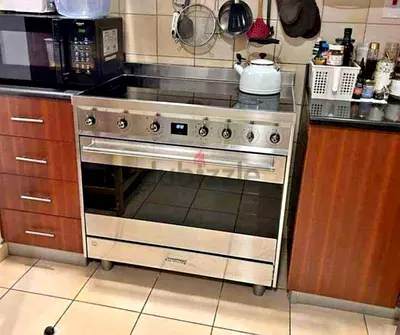 Free delivery Smeg Stainless Steel infection cooking Range with dual fan 90 cm