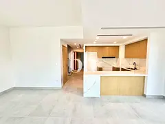 Lake View | Single Row | Landscaped Modern Finish