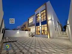 For the owners of luxury, a 5-room villa with spacious areas in the Al Muwaihat 1 area, Ajman, super