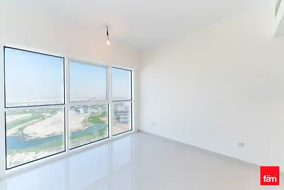 6 Cheques | Ready Cozy Well Maintained | Golf View