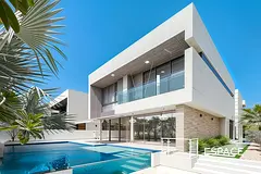 5BR+M | Beautifully Upgraded | Golf View