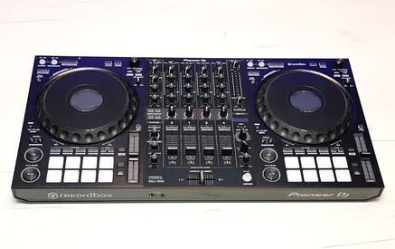 Pioneer DJ DDJ-1000 Controller + Deck Saver + Magma CTRL Case