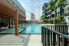 Rare Corner Unit | Top Floor | Offers Over 1.8M