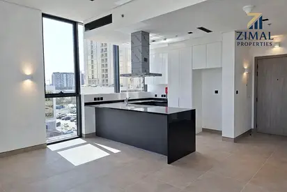 Brand New Apartment Spacious Layout Available For Family