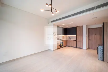 Vacant | Non Exclusive | Ready to Move | Spacious