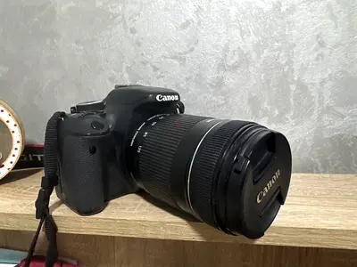 Canon DSLR Camera with Lens