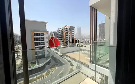 INVESTOR DEAL | BALCONY | PRIME LOCATION