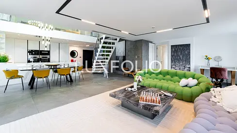 Duplex | Fully Upgraded | Full Sea Views