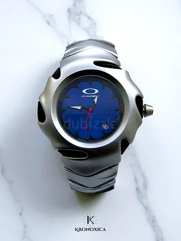 Oakley Mens Sport Watch (Chrome Blue Dial)