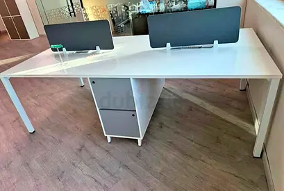 Modern 4 Seatr Office Workstations New For Sale