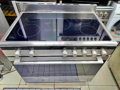 Siemens Electric Cooker 90x60cm With Oven
