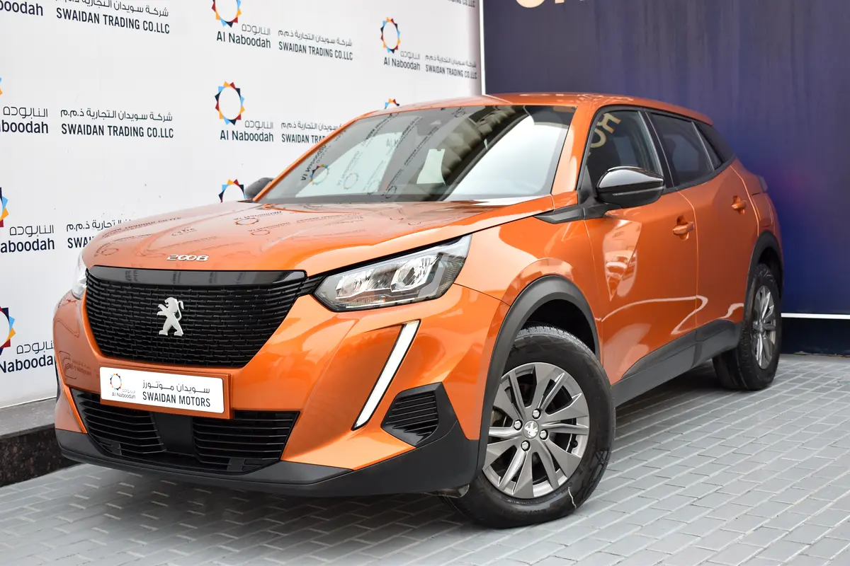 Peugeot 2008 2023 — photo 1 of 12