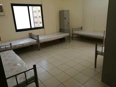 ATTACH WASHROOM ONLY 5 MINUTE SHARAF DG METRO BED SPACE WITH WIFI/DEWA/BALCONY /CLEANIG IN BUR DUBAI