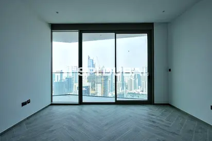 High-Floor 1BR | Peninsula Three | Marina & Downtown Views | Balcony