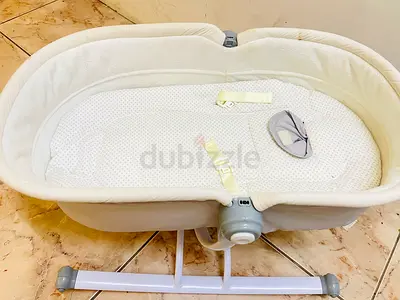 Comfortable Baby Bassinet - Like New