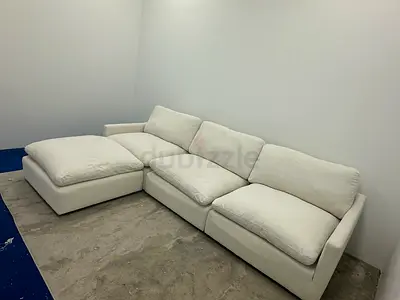 Like new condition oc home modular sofa