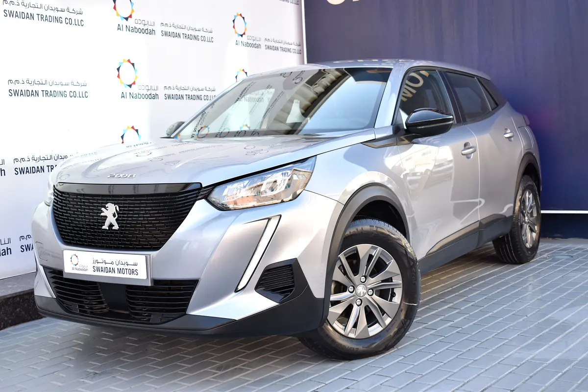 Peugeot 2008 2023 — photo 1 of 12