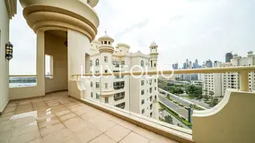 Sea view | Penthouse level | Vacant now