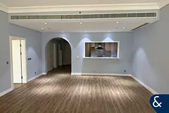 Upgraded | Park Facing | 2 plus Maids