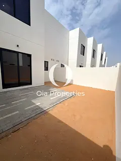 Luxury 2 BR TH | High End Finishes | Ideal Location