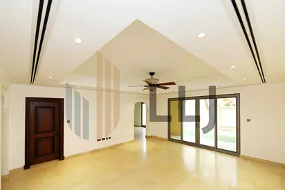 Elegant 4-Bed Townhouse | Gated Community | Prime