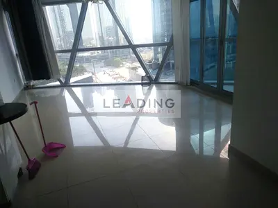 Spacious 2 Bedroom Apartment With Balcony