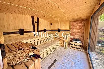 Private Outdoor Sauna | Renovated | Rare