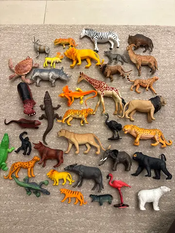 My mixed set of plastic animal figures — approx. 35 pieces