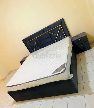 Brand New Queen size bed storage with medical mattress good quality Queen bed