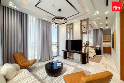 Luxury 5BR Mansion | 3 Years PHPP | Near Lagoon