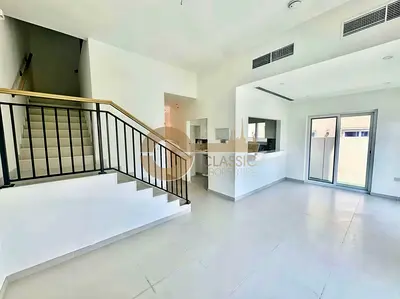 CORNER UNIT | SINGLE ROW | NEXT TO POOL AND PARK