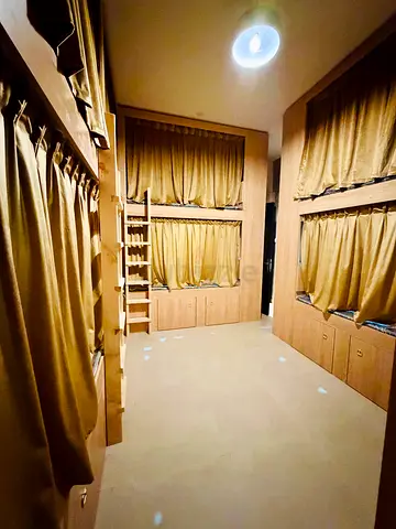 Executive Bedspace available Tecom Barsha Heights