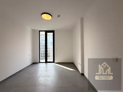 Brand new 2bhk with balcony at very prime location