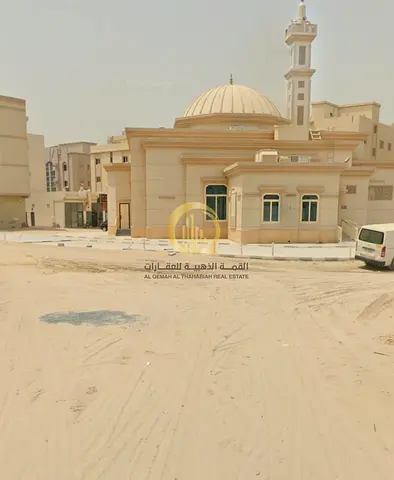 Muweileh Commercial Land for Sale – Successful Investment with Excellent Return on Construction, Excellent Rental Income for Houses, Investment with a