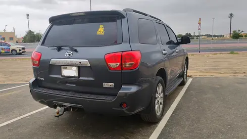 Toyota sequoia 2009 limited GCC (Rear wheel drive) for sale