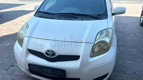 super condition Yares with standard GPS screen