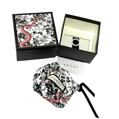 Gucci 18k Yellow Gold Icon Band Ring with Synthetic Enamel and 18kt Yellow Gold - Small