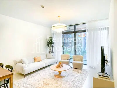 Ideal Location | Bright Apartment | Bills Included