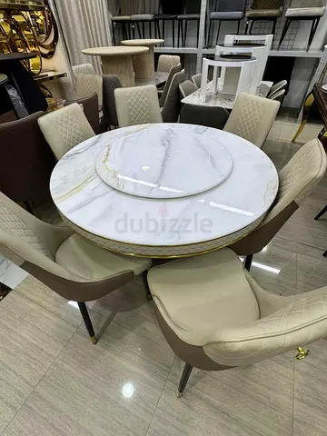 Elegant Round Dining Table with Beautiful Finish