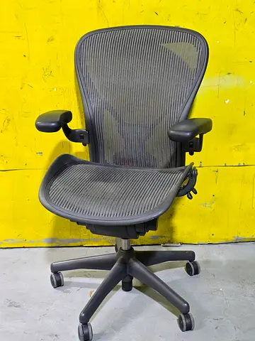 Herman Miller Aeron Office Chair Fully Options Good Condition