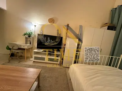 No need to look any further! A fully furnished hotel-style studio apartment is now available, complete with central air conditioning, all household ap