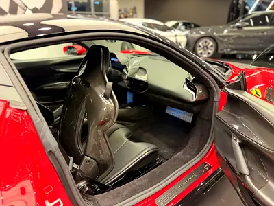 2021 Ferrari SF90 STRADALE 照片 13
