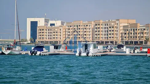 Fabulous Spacious Studio l The Lagoon Mina Al Arab