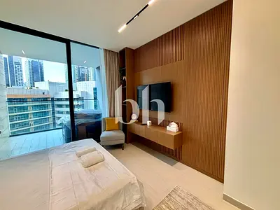 Burj Khalifa View | Largest Layout | Studio