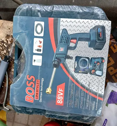 Boss 88VF Cordless High-Pressure Water Gun