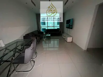 فرصة مميزة للإيجار في الخان شقة غرفتين وصالة نصف مفروشة مع استور وغرفة ماستر، باركن وجيم مجاني، موقع حيوي قريب من الخدمات والدفع على 4 دفعات.