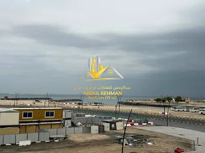 مجمع سكني جديد بإطلالة بحرية رائعة | جزيرة مريم