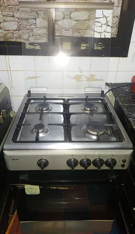 AKAI 4 Burner Gas Cooker with Oven – Good Working Condition