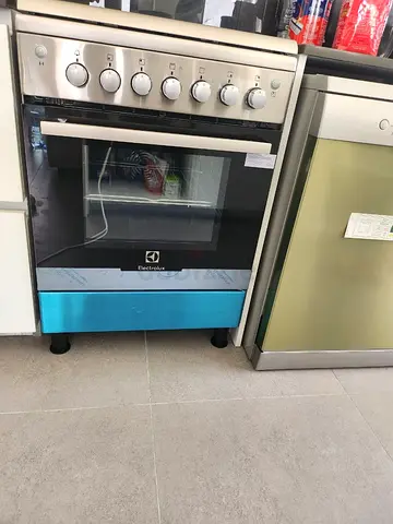 Brand new Electrolux freestanding gas cooker