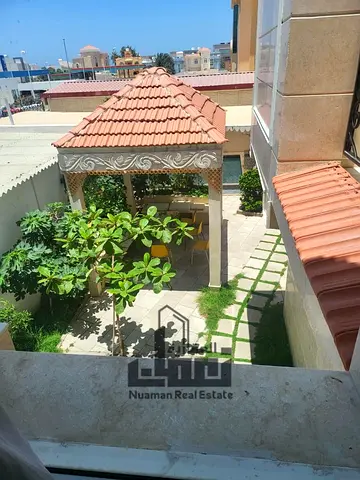 فيلا للبيع في شرقان الشارقة بمساحة كبيرة وموقع مميز